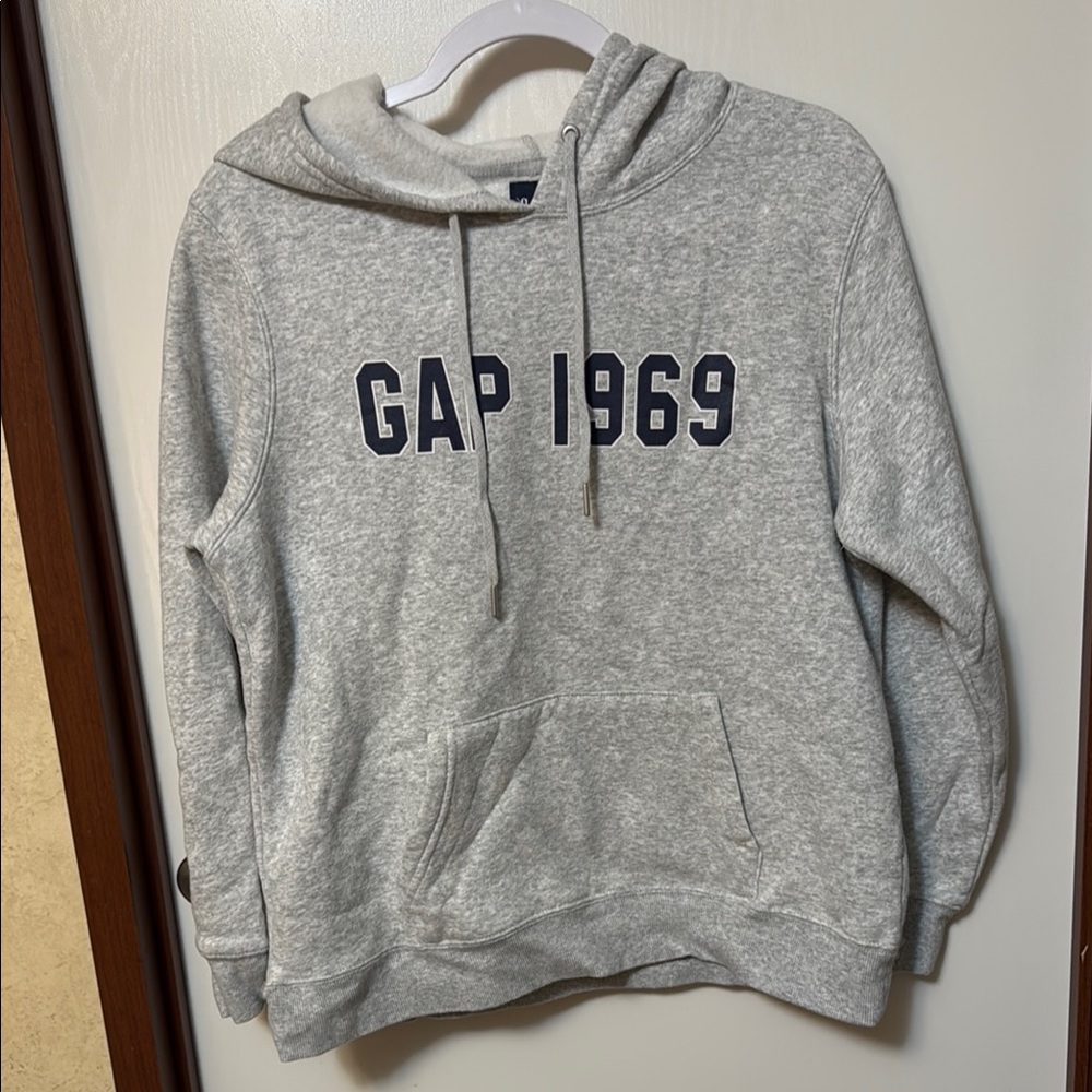 GAP Men's Gray Hoodie Sweater Size M